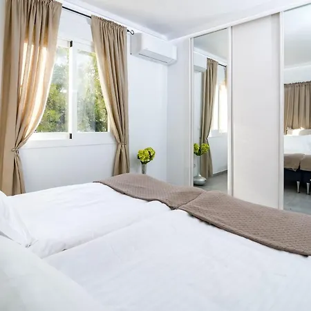 Beachclose Center By Costarentals - M28 Apartman *