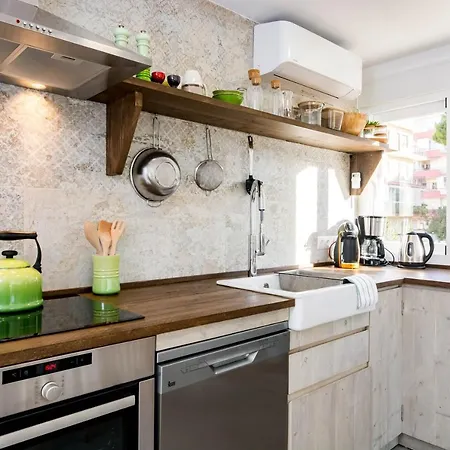 Beachclose Center By Costarentals - M28 Apartman Marbella